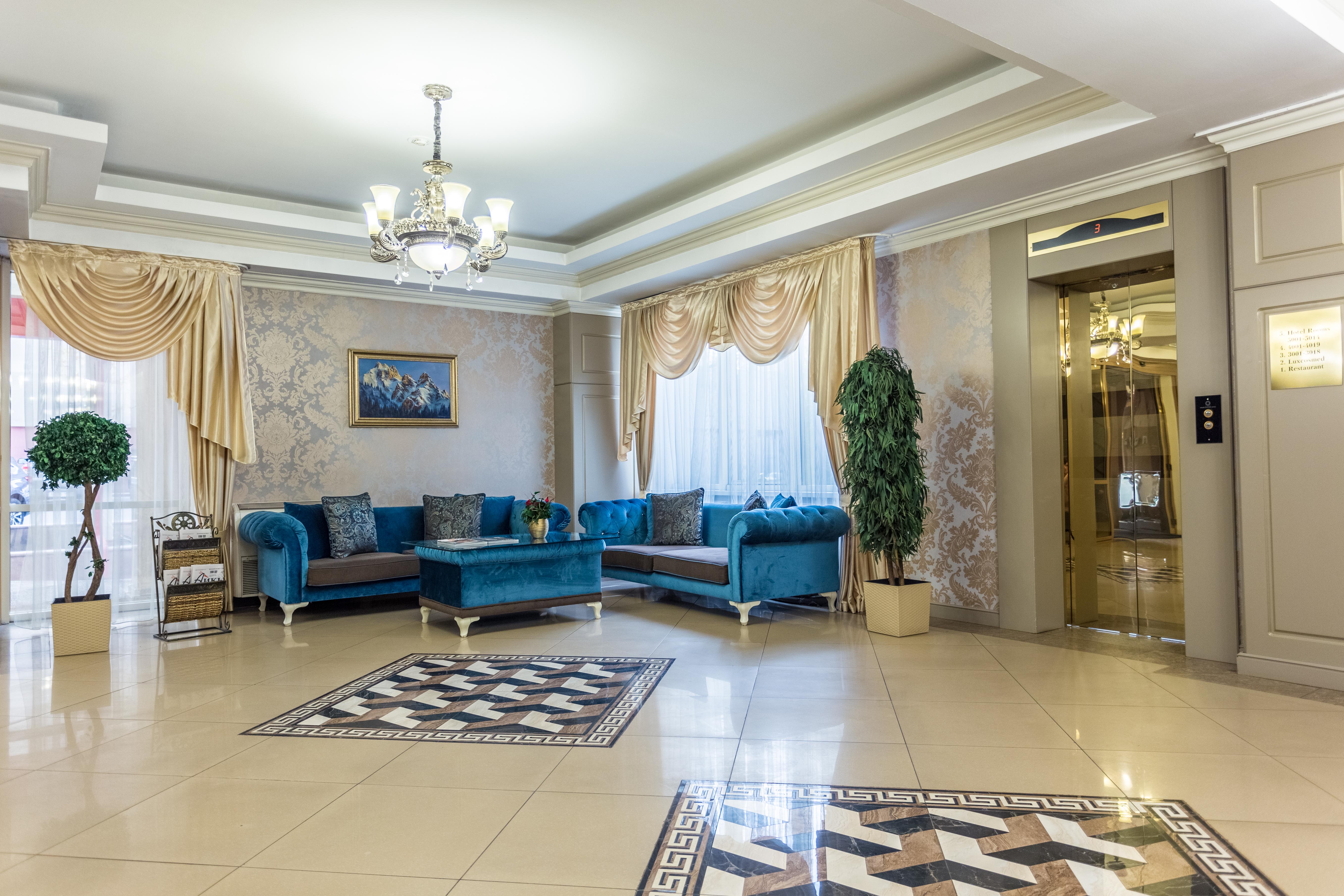 אלמטי Grand Sapphire Hotel מראה חיצוני תמונה