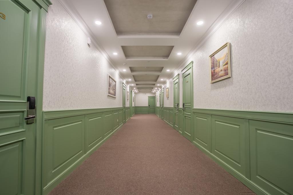 אלמטי Grand Sapphire Hotel מראה חיצוני תמונה