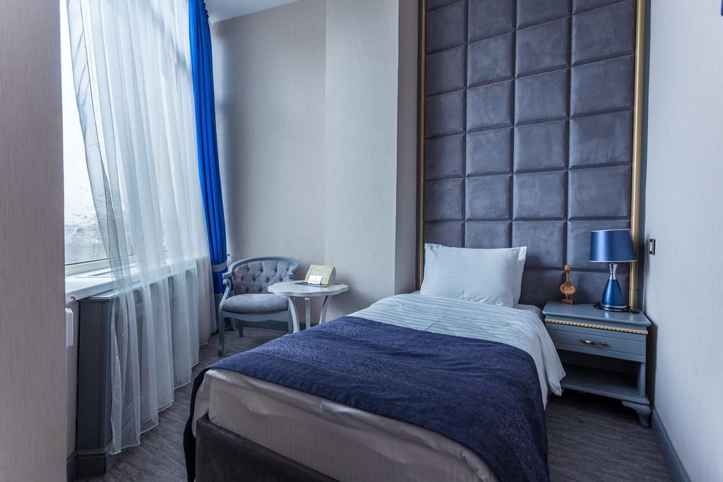 אלמטי Grand Sapphire Hotel מראה חיצוני תמונה