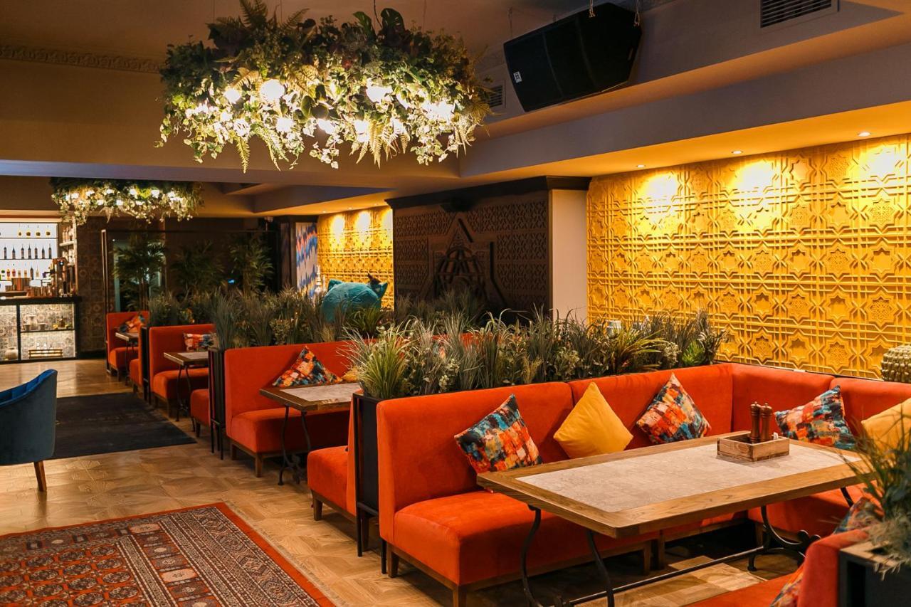 אלמטי Grand Sapphire Hotel מראה חיצוני תמונה